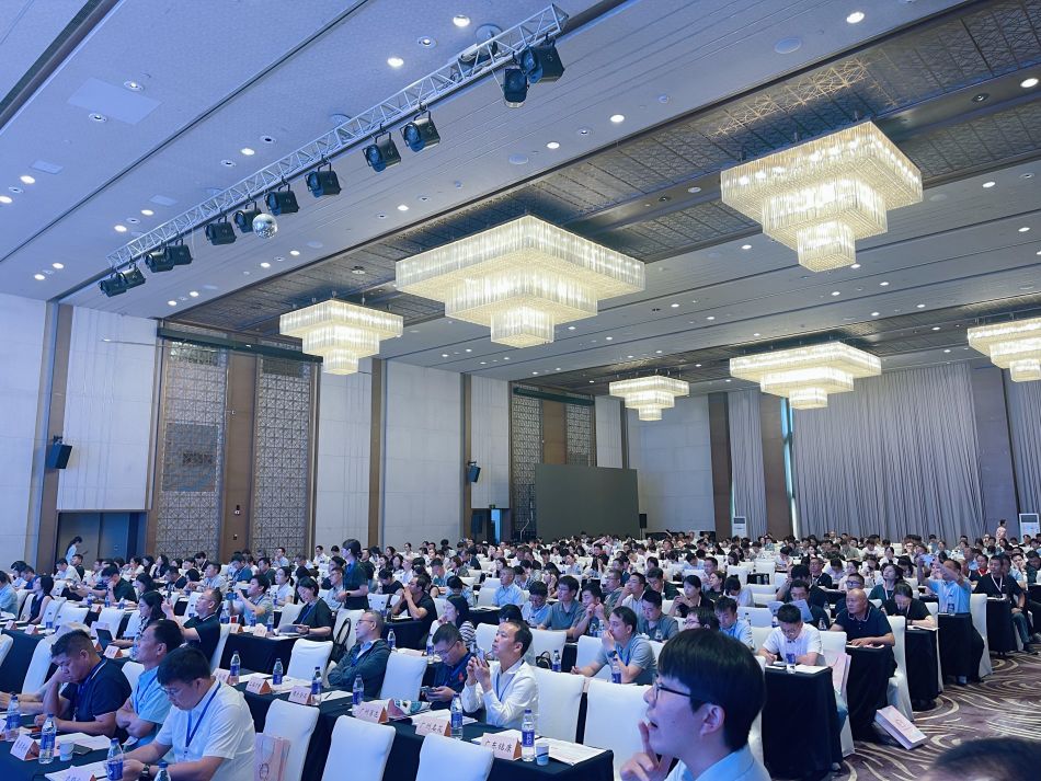 香精技術交流年會現(xiàn)場.jpg